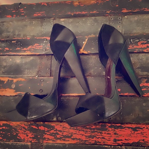 JS platform heels - Picture 2 of 4